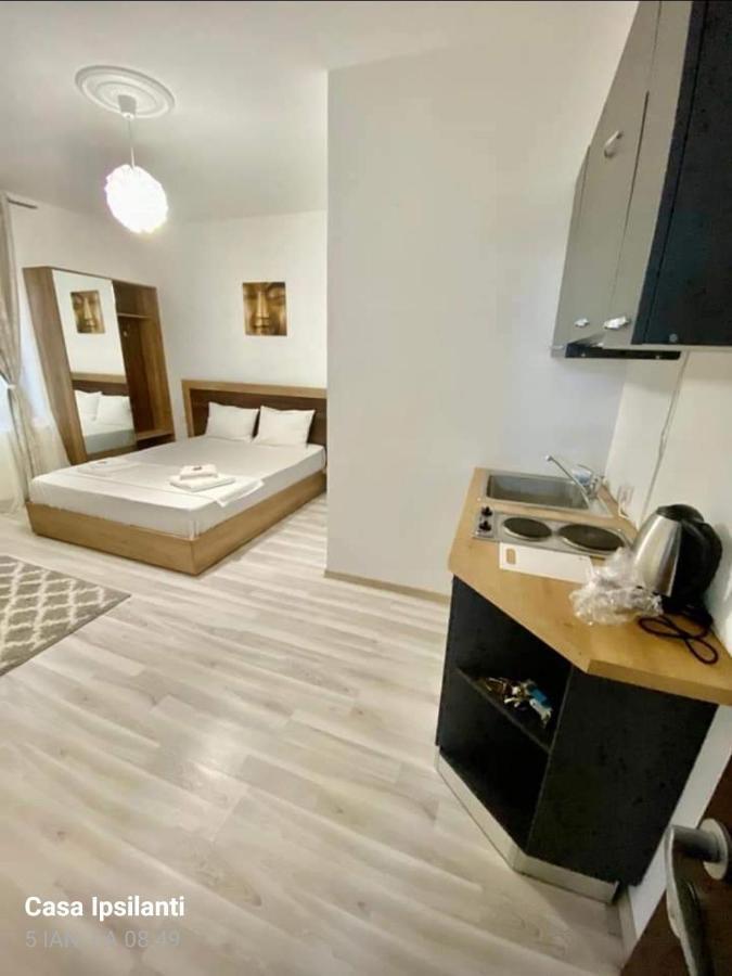 Hotel Ipsilanti Iasi Ngoại thất bức ảnh
